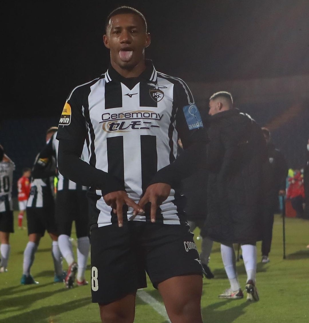 فهد موفي انقد فريقه من الهزيمة