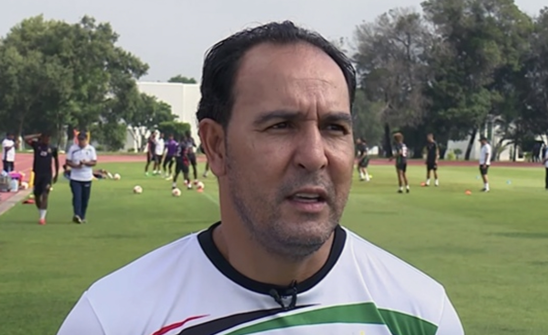 متى سيتم التخلي عن شادلي كمدرب حراس ثان داخل العرين؟