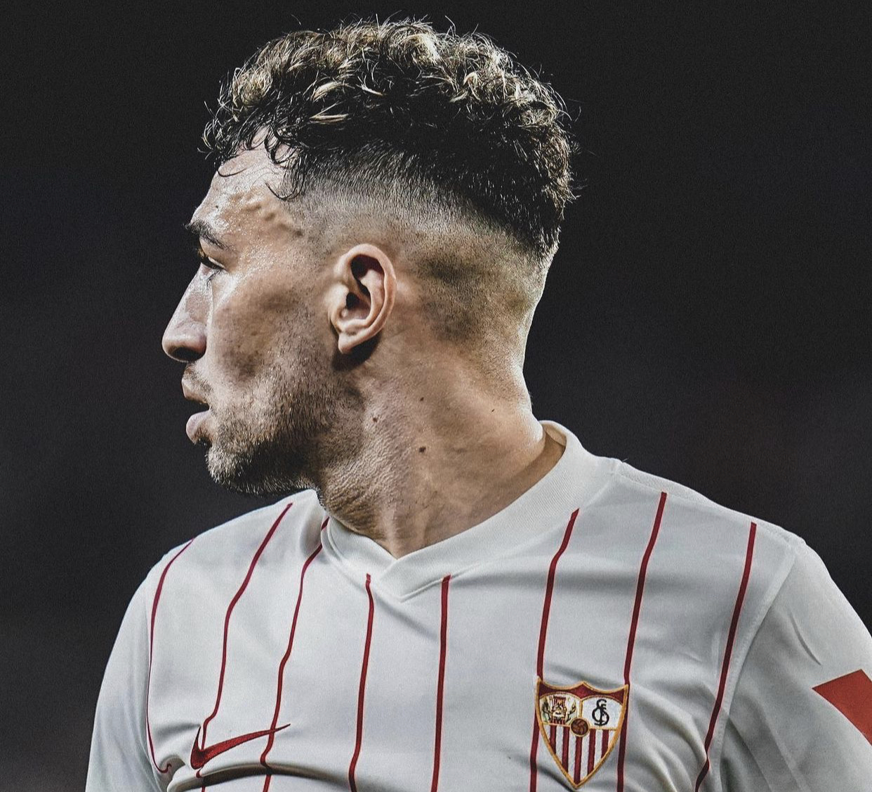 خاليلودزيتش يواصل التشبت بمنير الحدادي