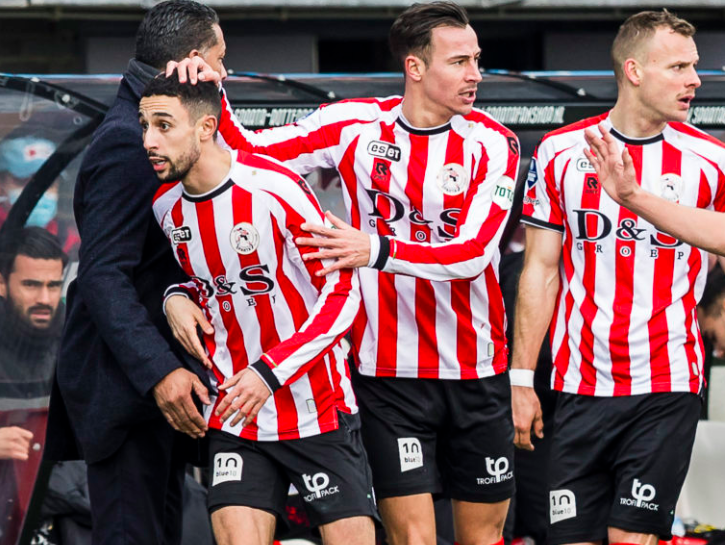 هدف النملي يهز روتردام ويُتوّجه أفضل لاعب