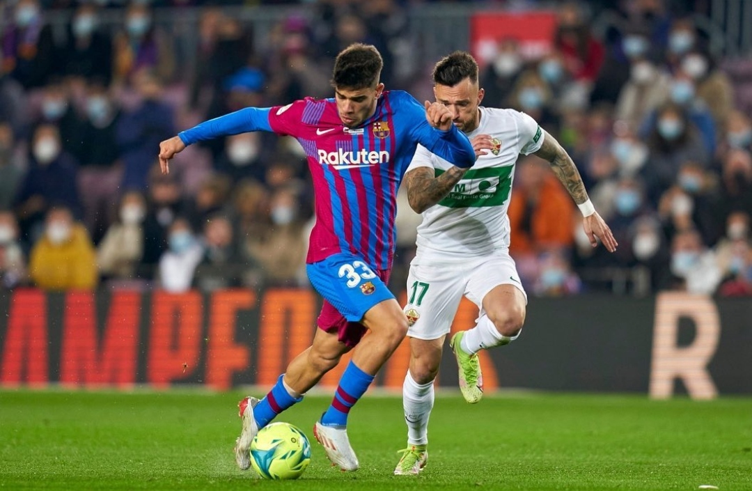 إسقاط الزلزولي من لائحة برشلونة