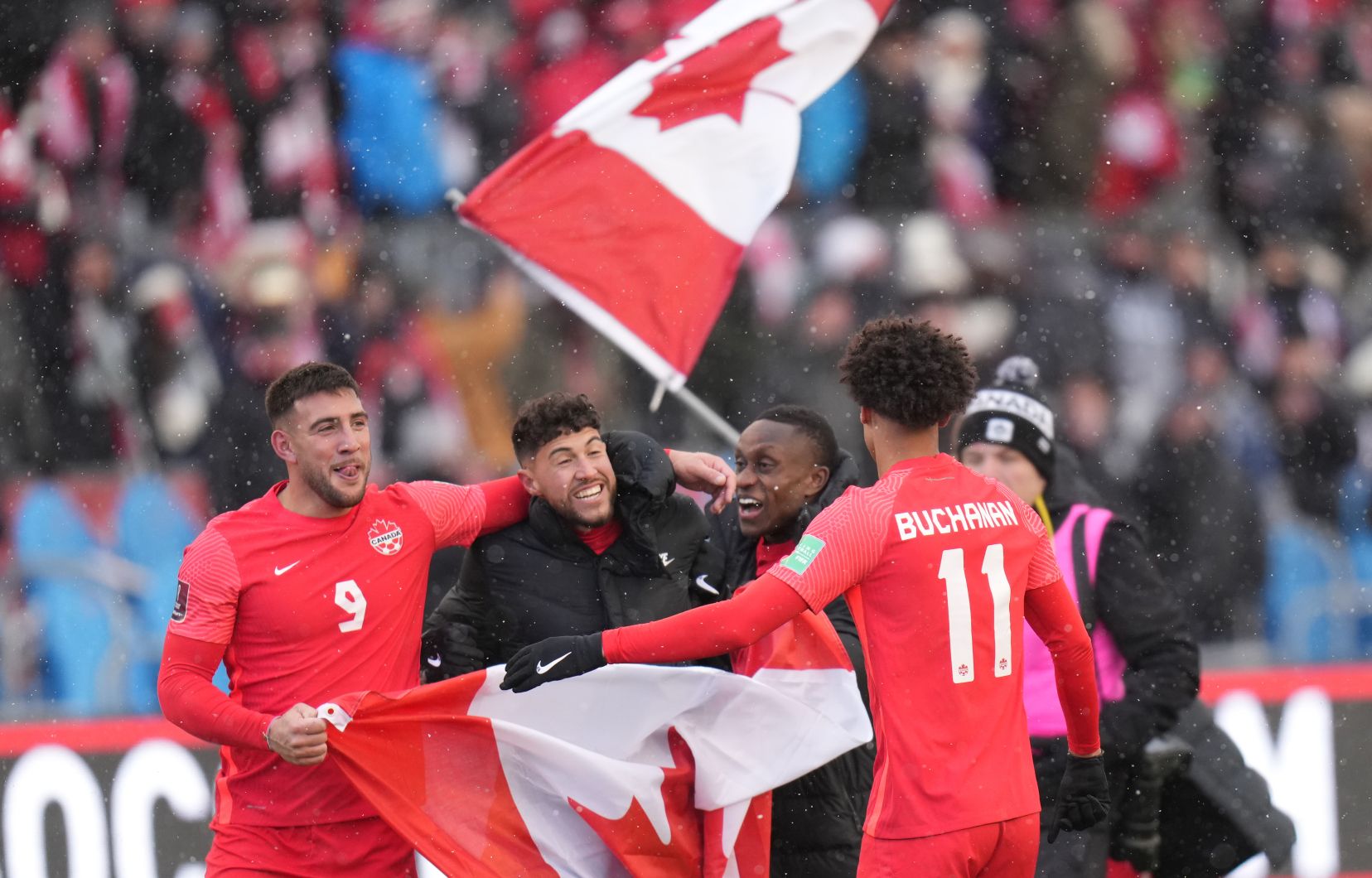 كندا إلى النهائيات لأول مرة منذ 1986 والولايات المتحدة والمكسيك تقتربان