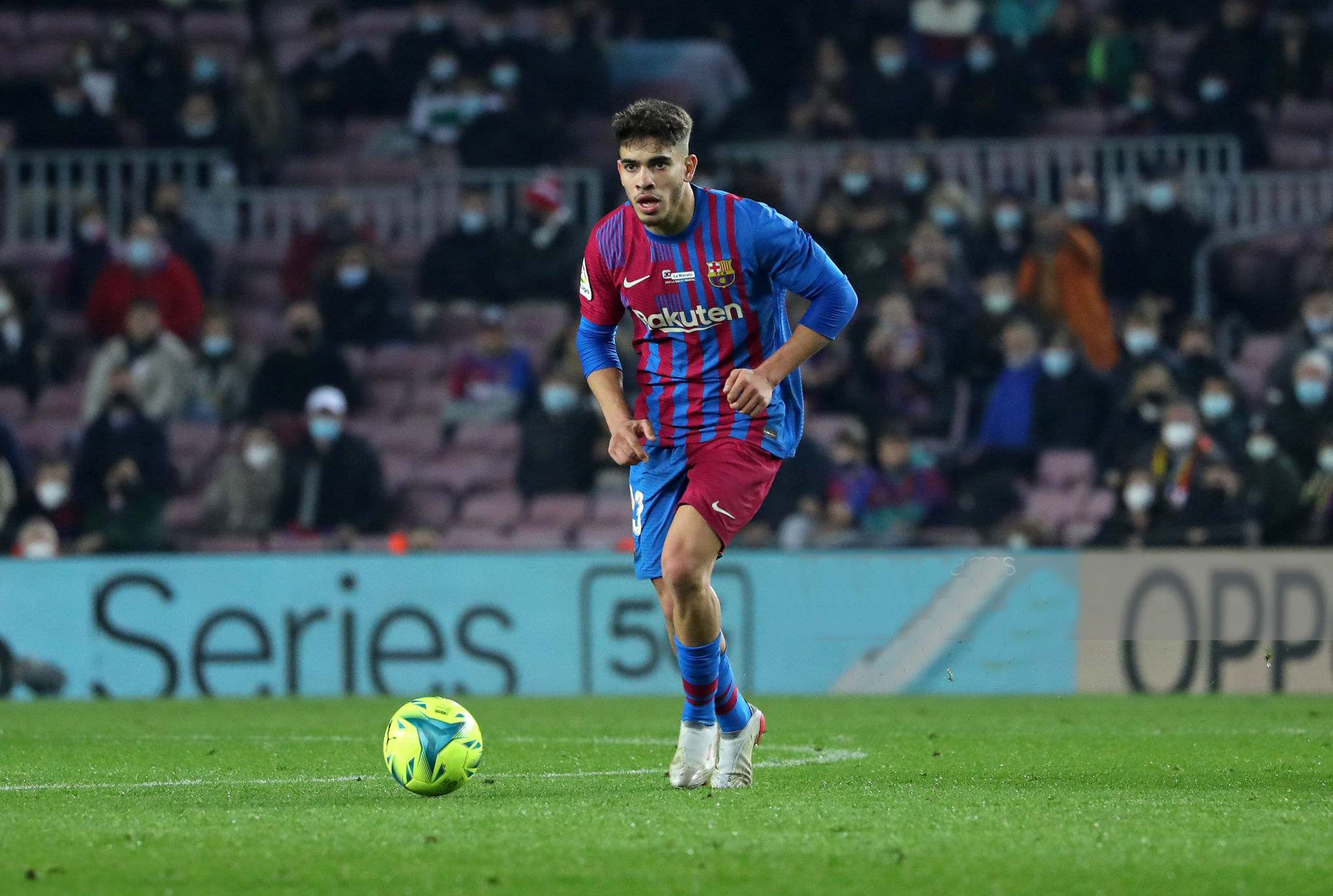 الهدف الرائع للزلزولي.. هل يعيده لتشكيلة تشافي؟