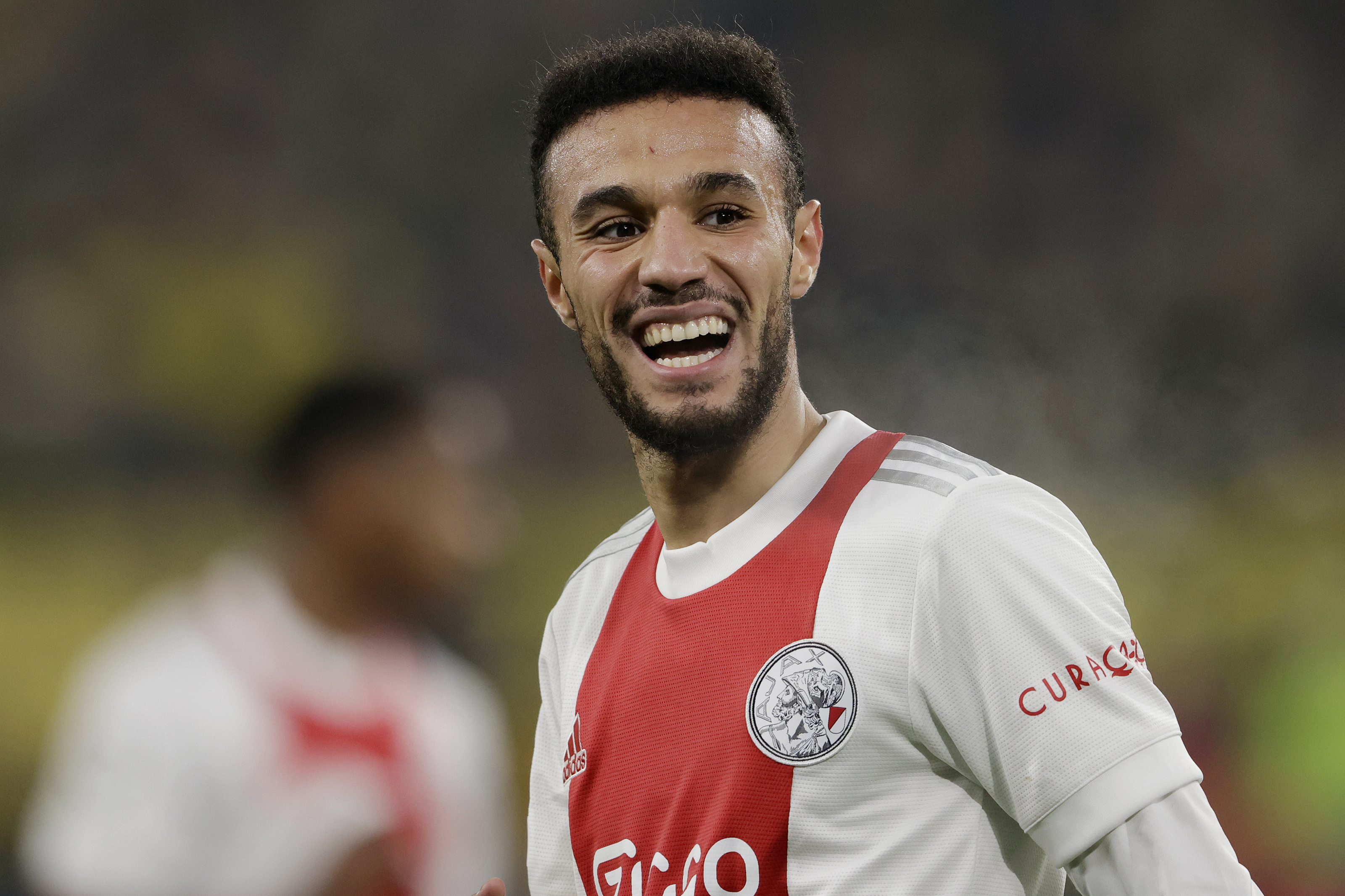 مزراوي يقترب كثيرا من برشلونة