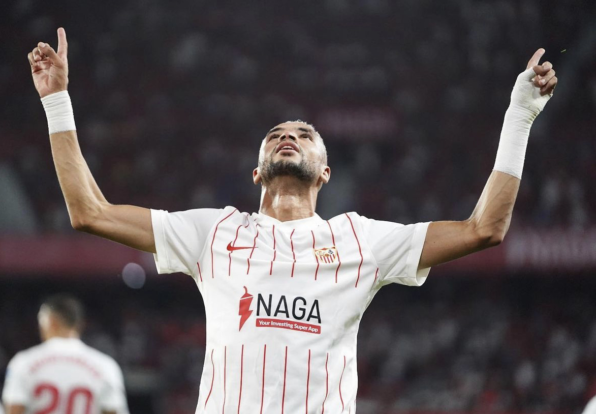 بونو والنصيري على تشكيلة  ماركا  لمواجهة برشلونة