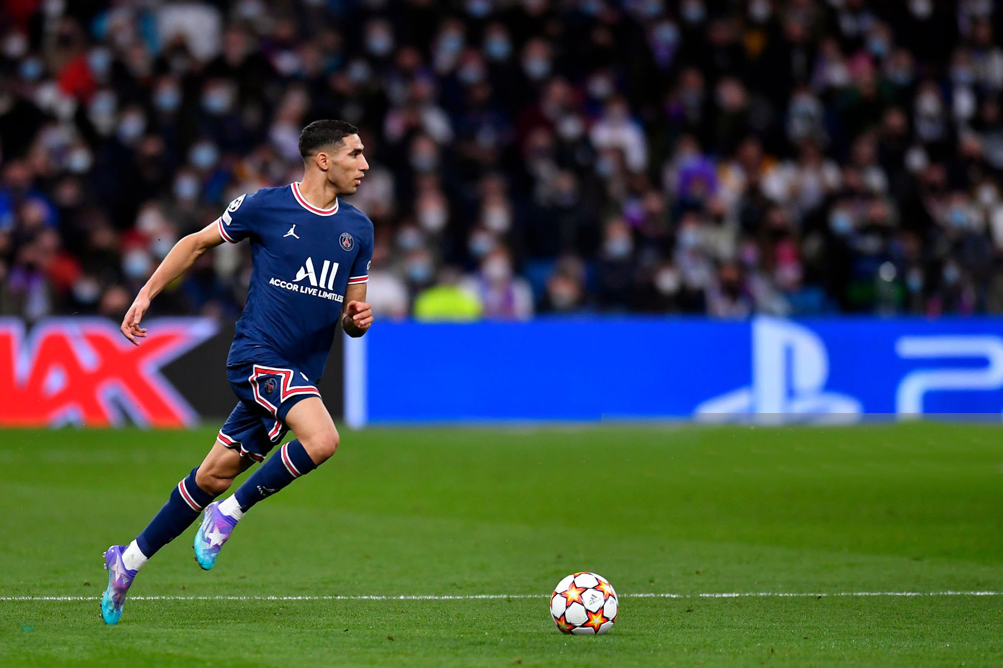 أرقام حكيمي مع باريس سان جيرمان