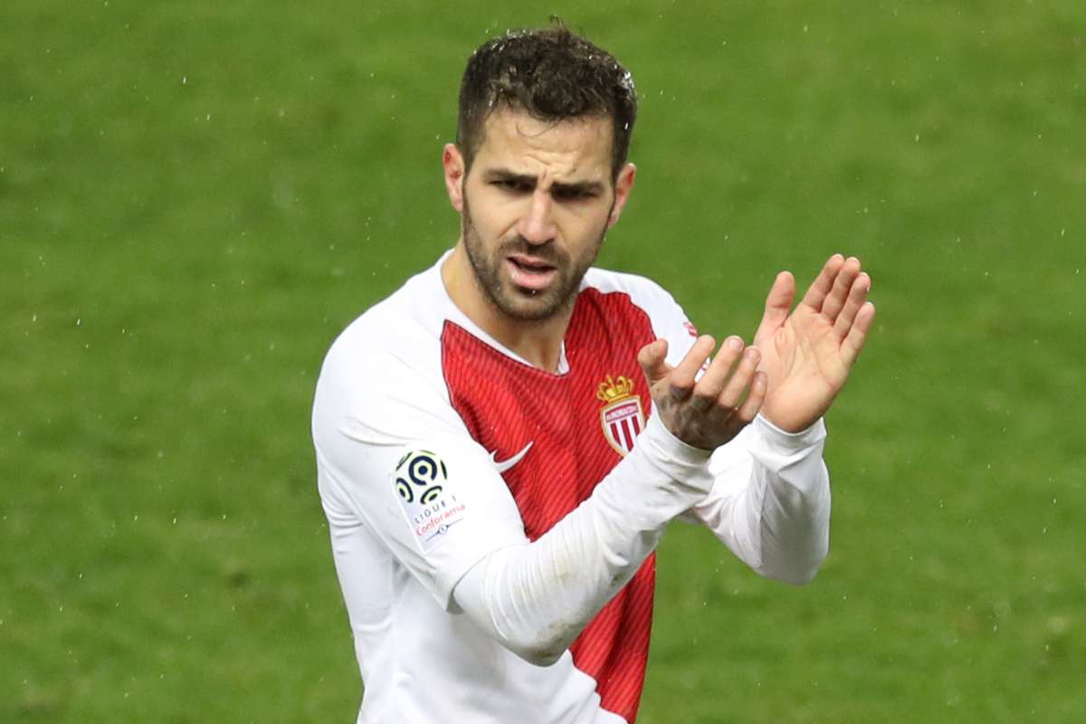 موناكو الفرنسي يعلن رحيل لاعبه الاسباني فابريغاس