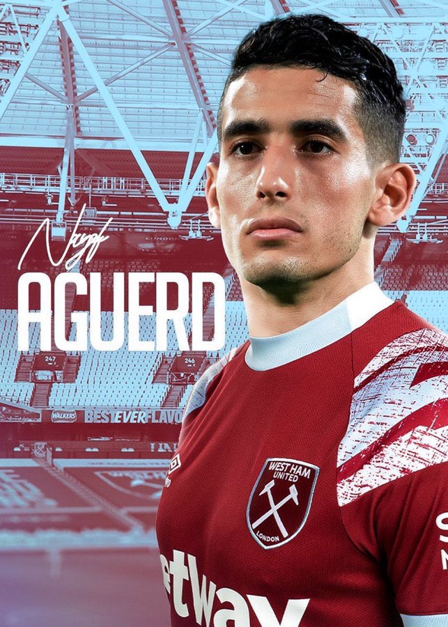 نايف أكرد إلى البطولة الإنجليزية