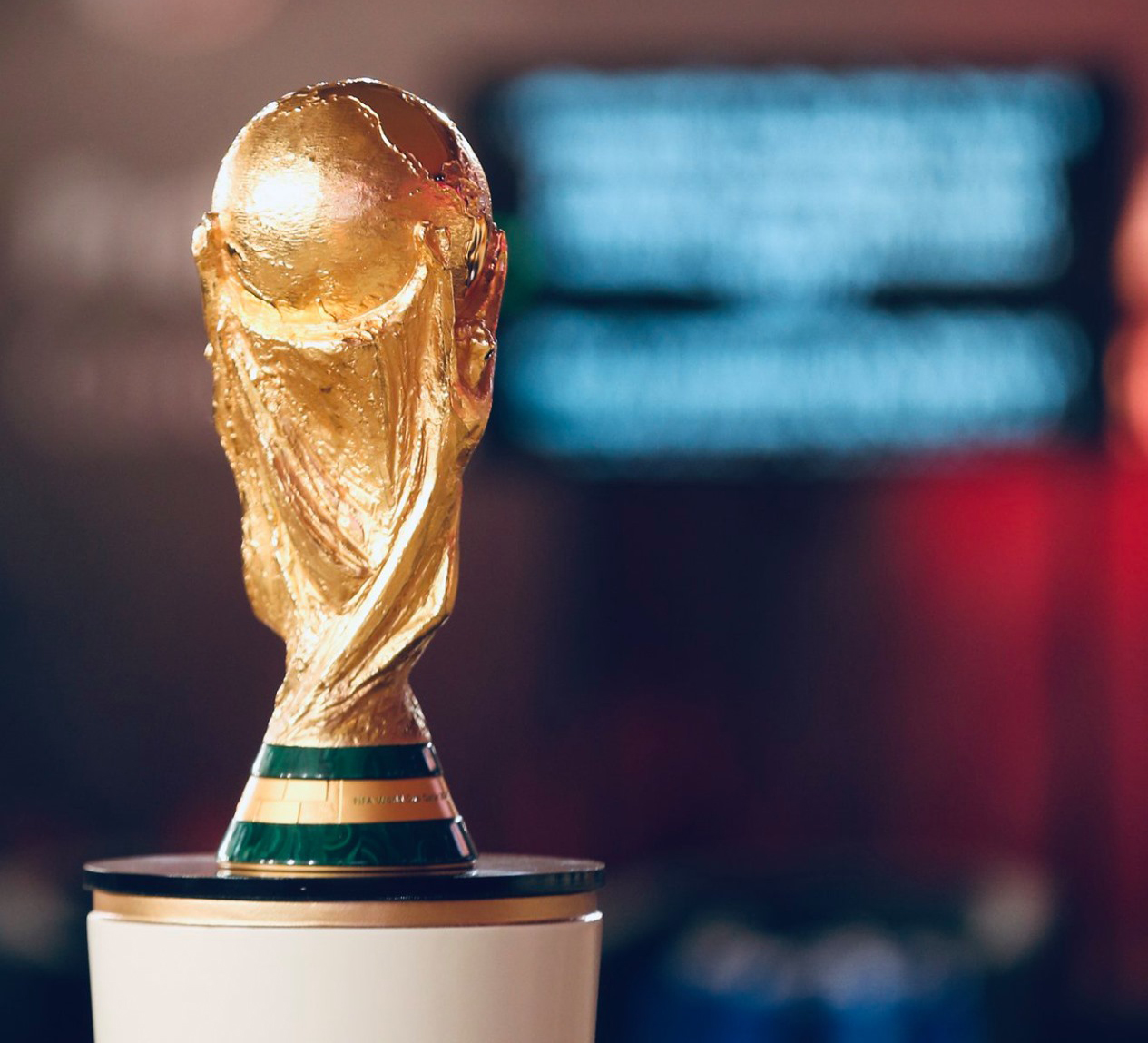 كأس العالم تكسب قطر الملايير