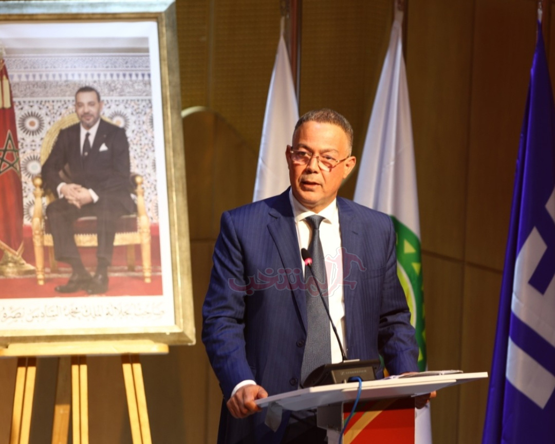 لقجع: لا توجد  كارط بلونش  لوليد الركراكي