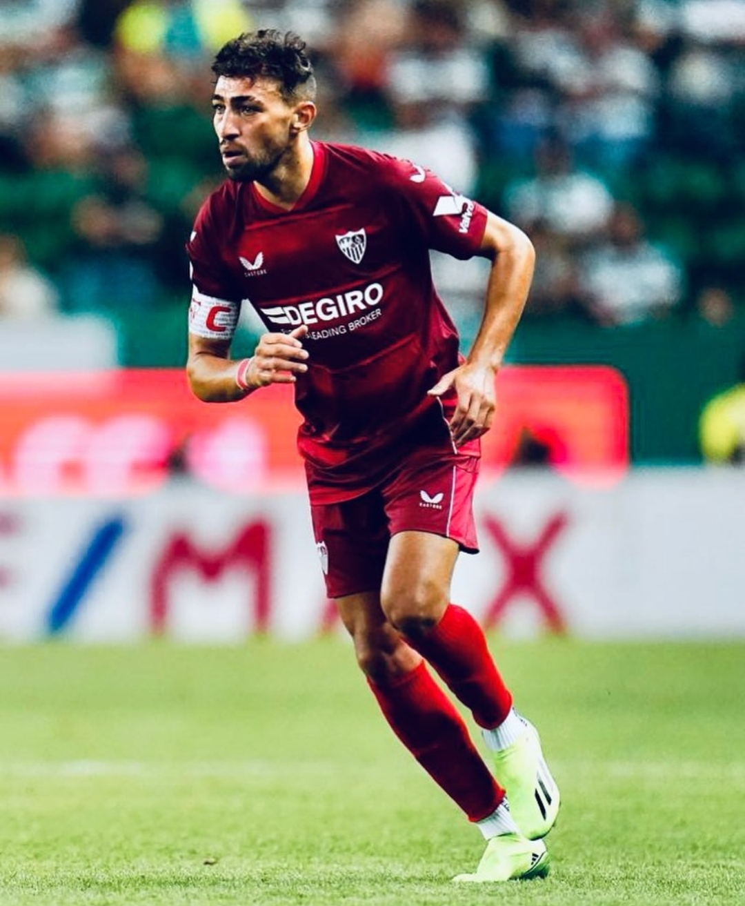 الفحص الطبي ينتظر الحدادي للتوقيع مع خيطافي