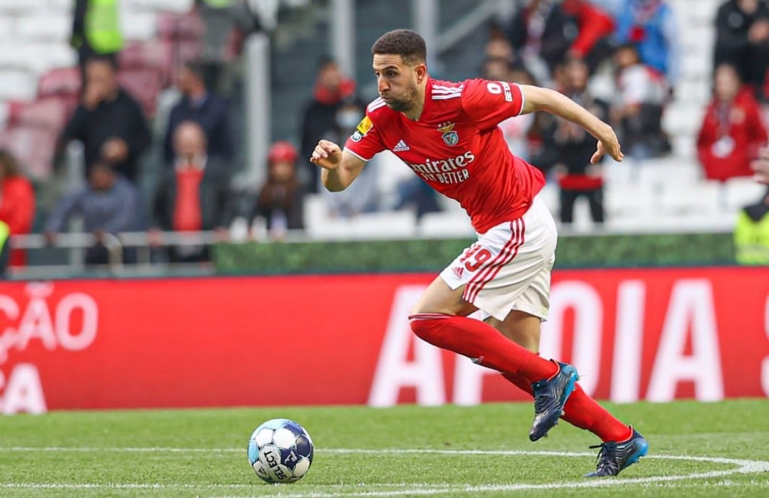 بنفيكا يسير نحو فسخ عقد تاعرابت