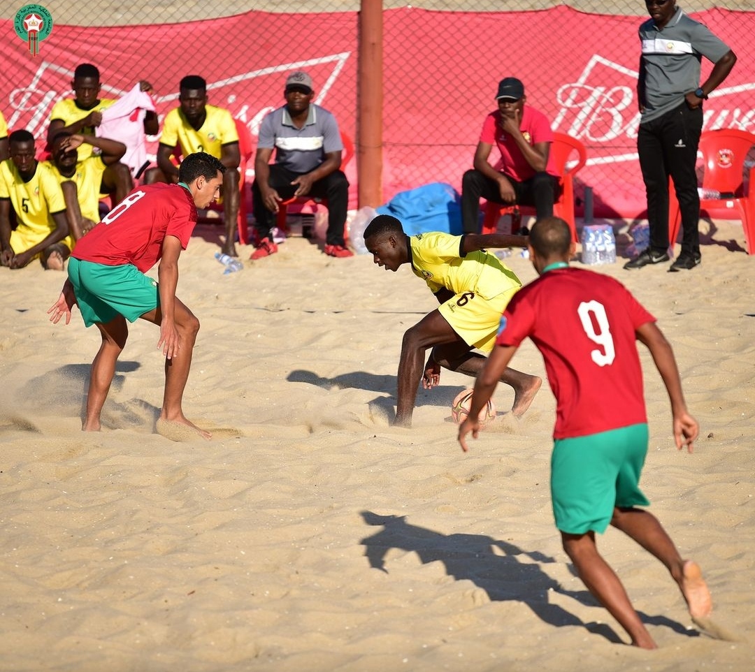 المنتخب المغربي لكرة القدم الشاطئية ينهزم أمام منتخب الموزمبيق