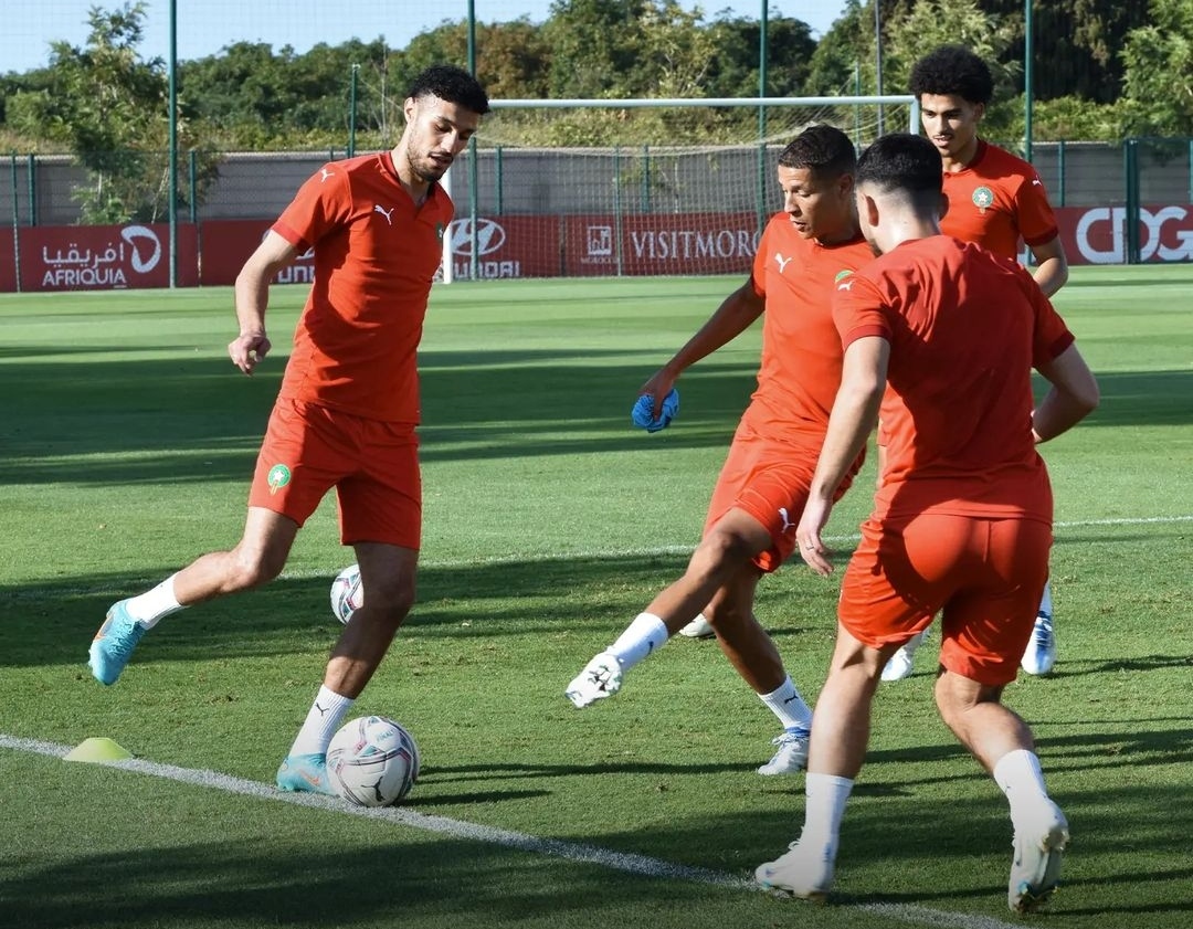 المنتخب المغربي يكتفي بحصة تدريبية ببرشلونة قبل مواجهة الشيلي