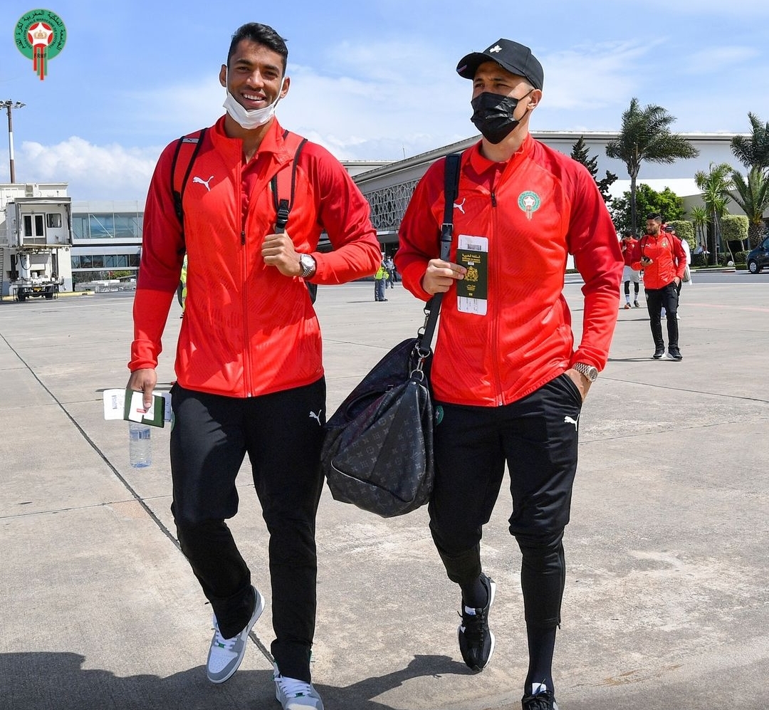 طائرة خاصة  تقل المنتخب إلى إسبانيا