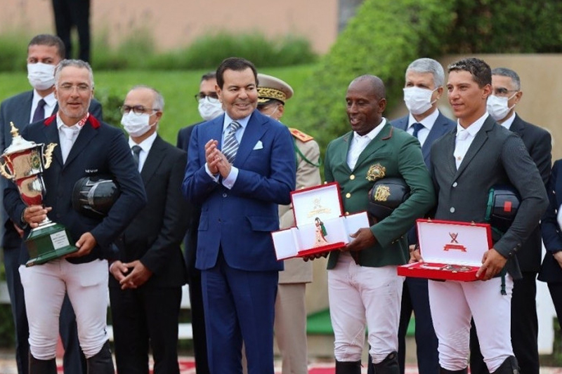 الفارس الغالي بوقاع يفوز بالجائزة الكبرى لصاحب الجلالة الملك محمد السادس للقفز على الحواجز بتمارة