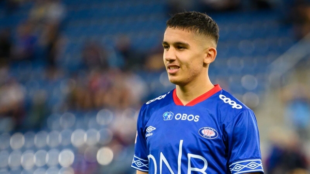 الجامعة تراقب وضعية أسامة الصحراوي