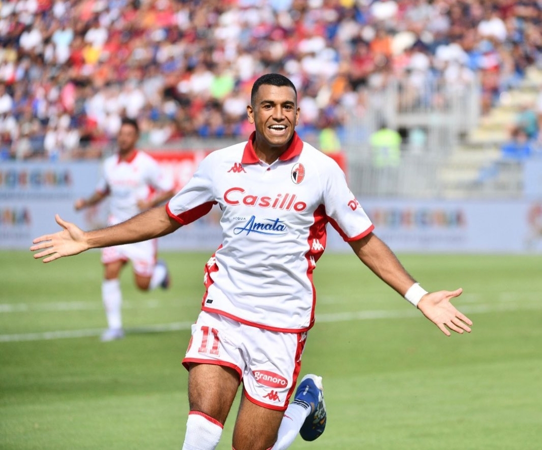 طوطنهام يدخل على خط اشديرة