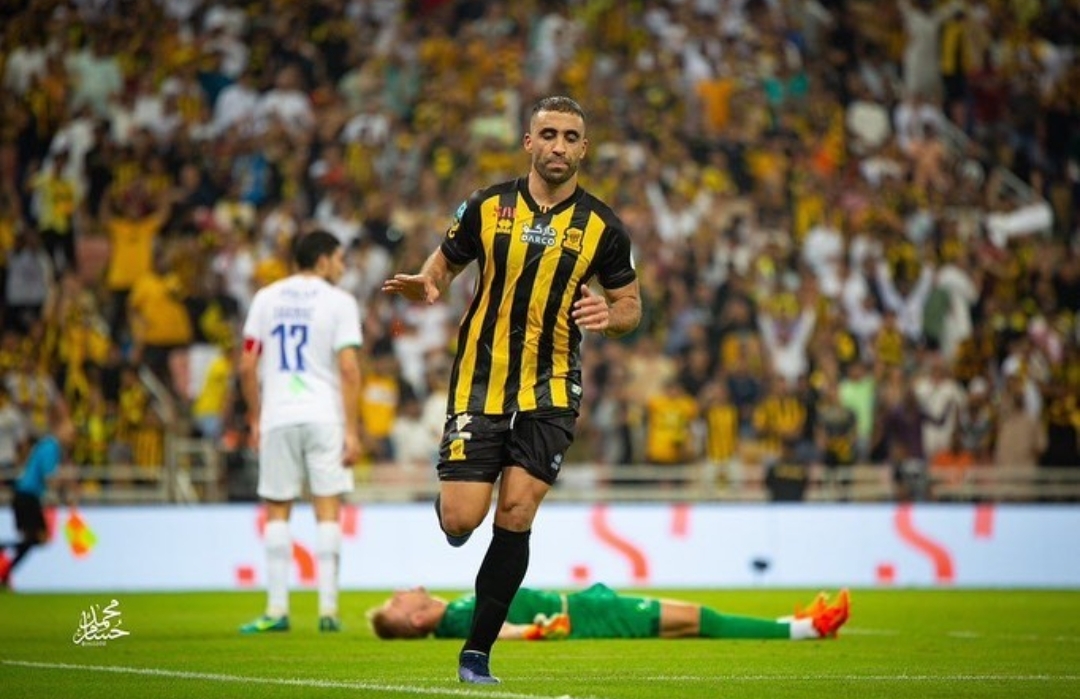 حمد الله يعتذر للمغاربة