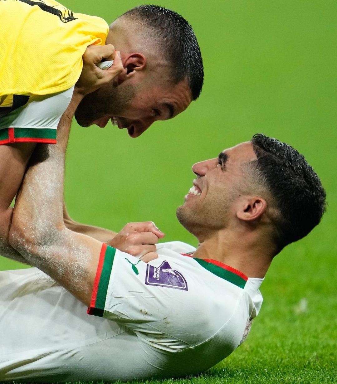 مدرب كندا يصف مدافع الأسود ب المحارب 