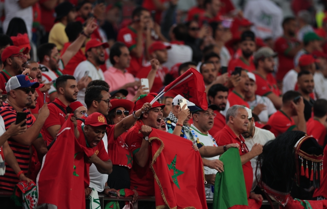 الجماهير المغربية اللاعب رقم واحد وليس 12 في تأهل المنتخب المغربي إلى دور ثمن النهائي