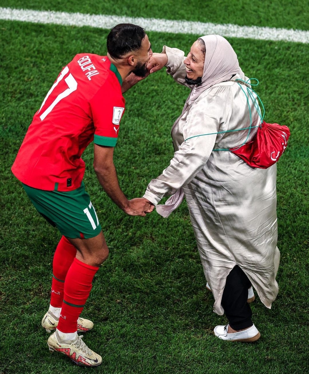 سفيان بوفال: مهارات فنان