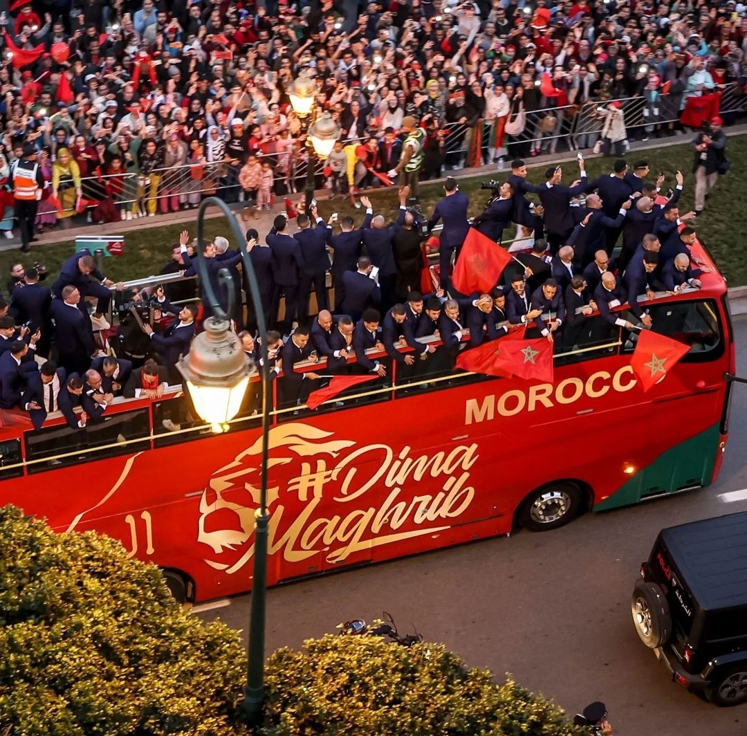 الصحافة والقنوات العالمية تشيد بالإستقبال الكبير للأسود