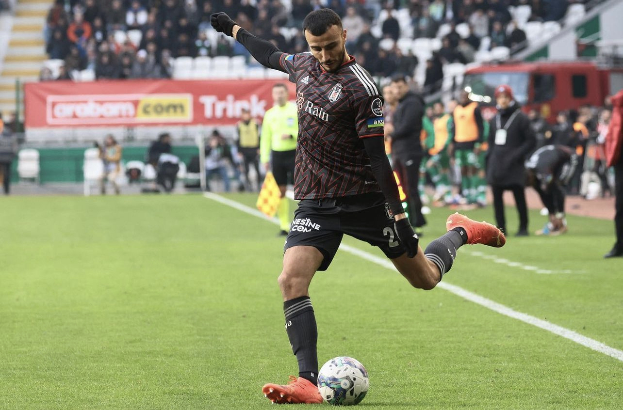 بشكطاش يرفض تسريح سايس لنوتنغهام