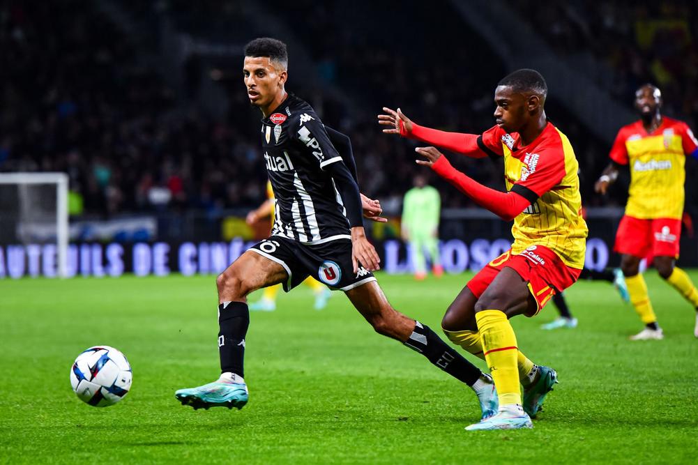 لماذا نابولي الأفضل للاعب أوناحي؟