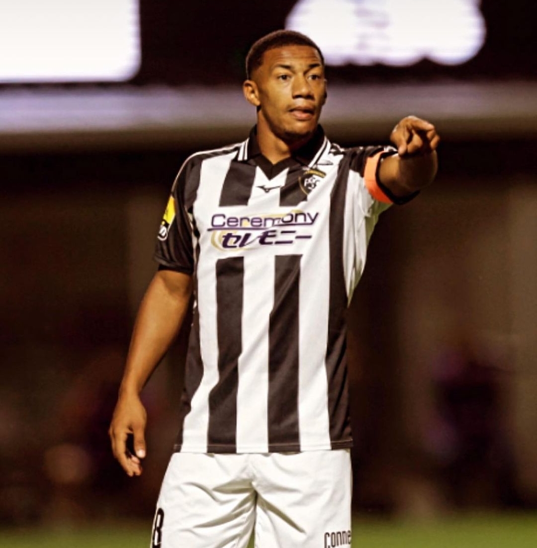 شروط فهد موفي قد تُعقد تمديد عقده مع بورتيمونينسي