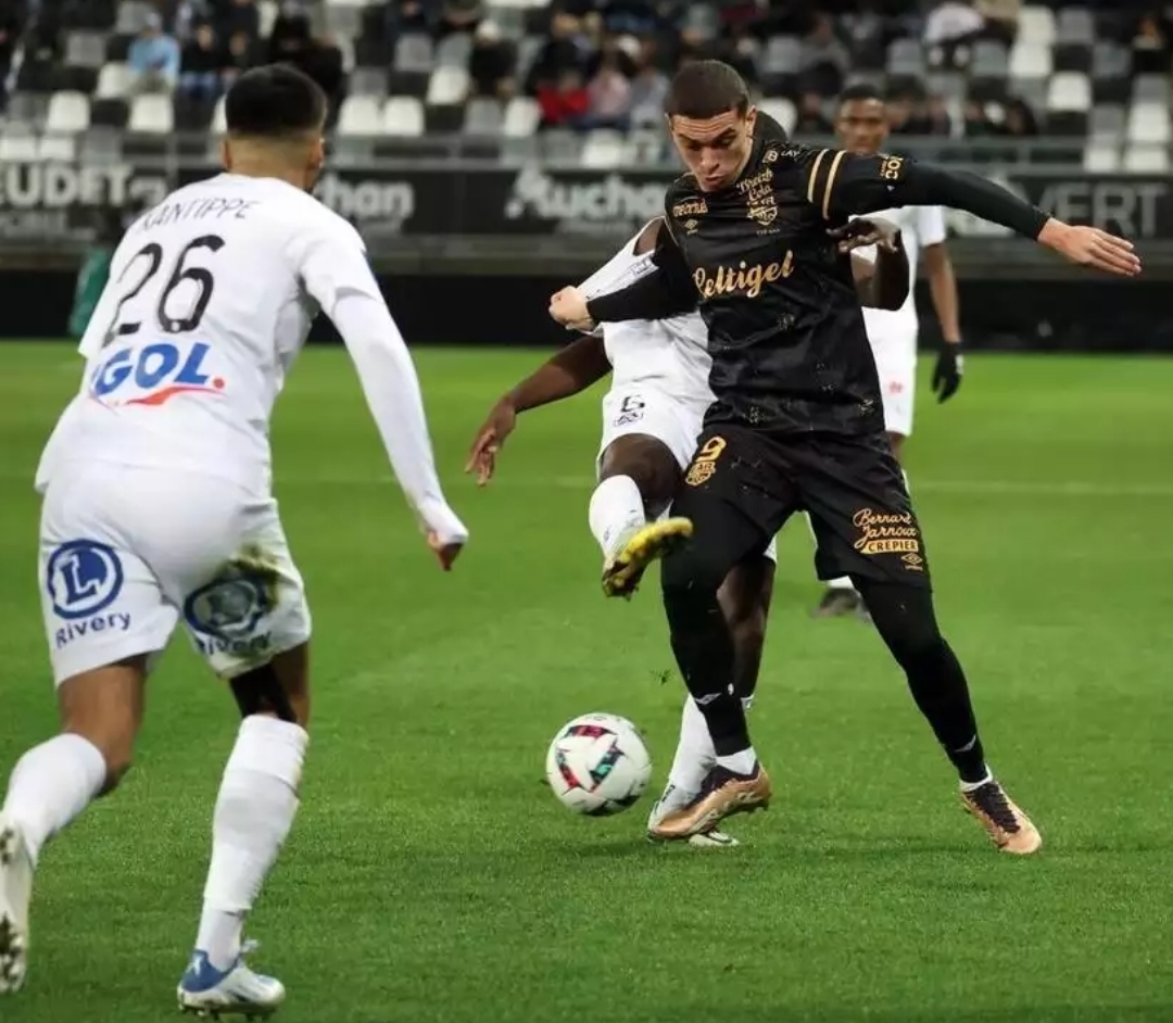 أمين الوزاني واول هدف في الليغ 2