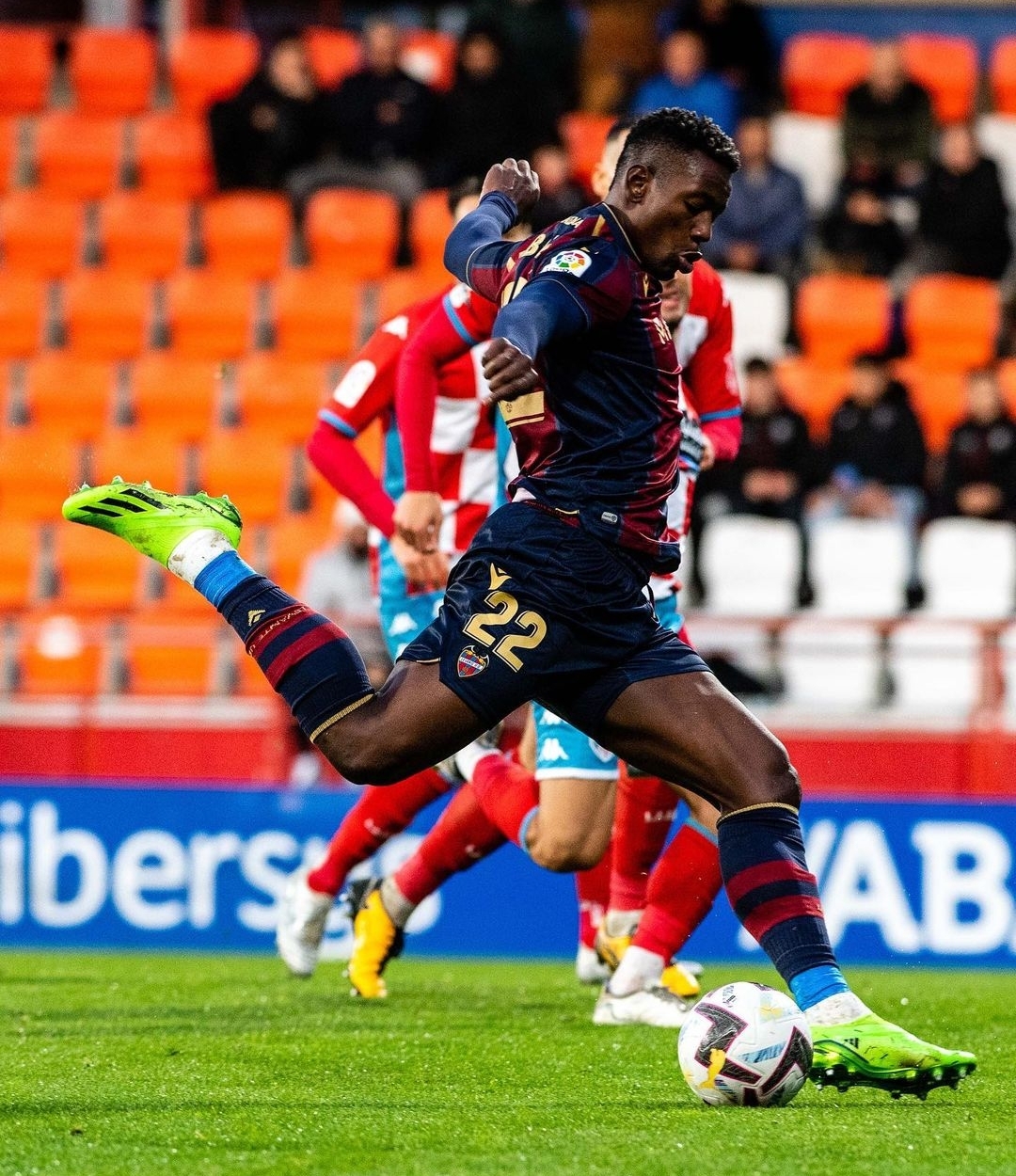 بولديني سجل هدفه الخامس