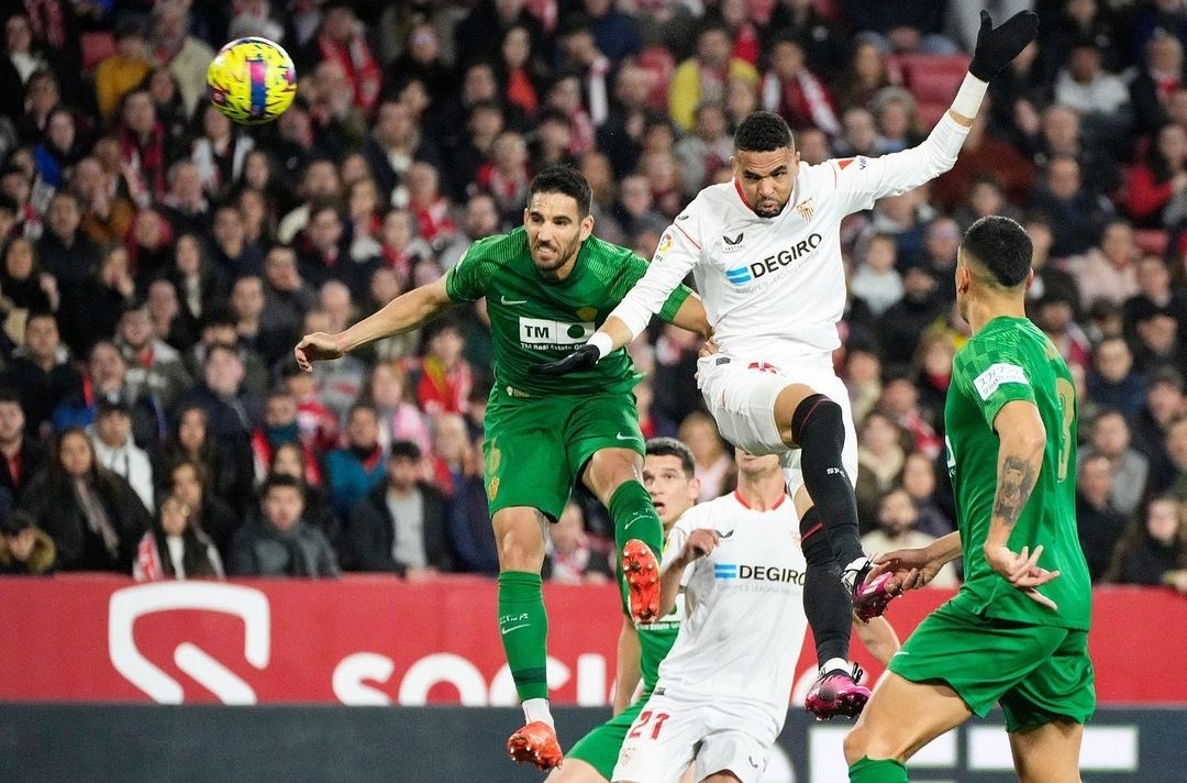  ماركا  تختار يوسف النصيري في تشكيلة الدورة 19