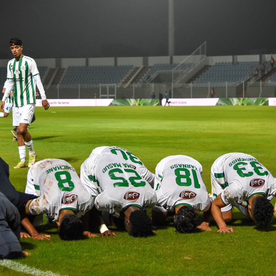 نسوندي أسقط مولودية وجدة بالضربة القاضية