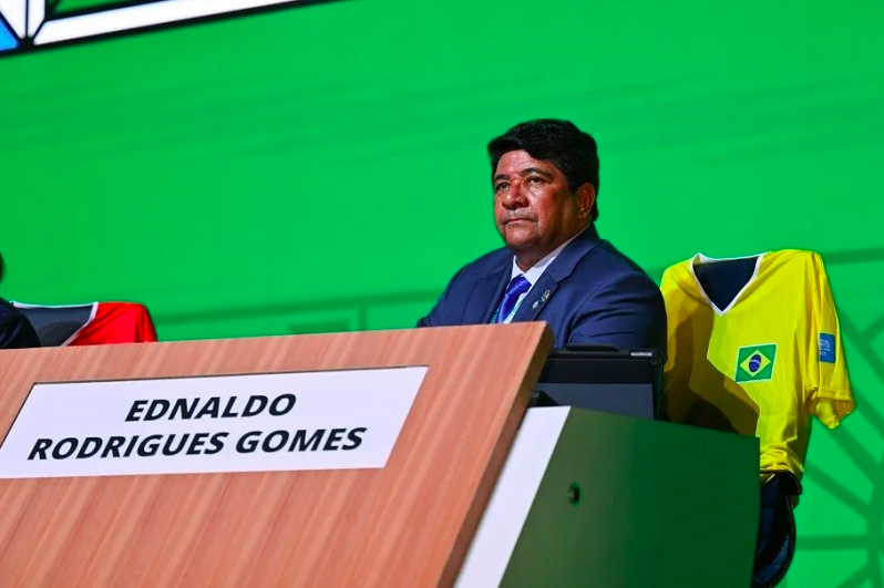 رودريغيز رئيس الجامعة البرازيلية: راقني الابهار المغربي