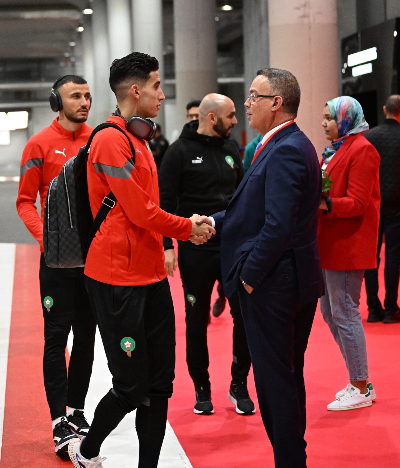 لقجع مع المنتخب الوطني بمدريد