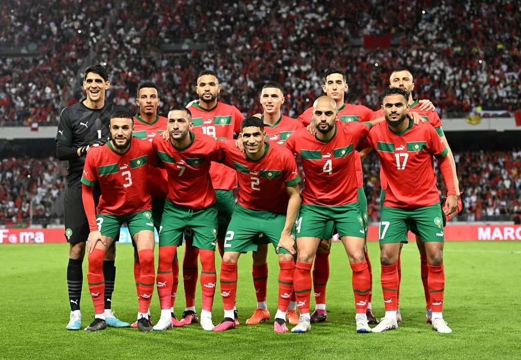 تاكيدا لانفراد  المنتخب  بونو يتقدم تشكيل الأسود أمام البيرو
