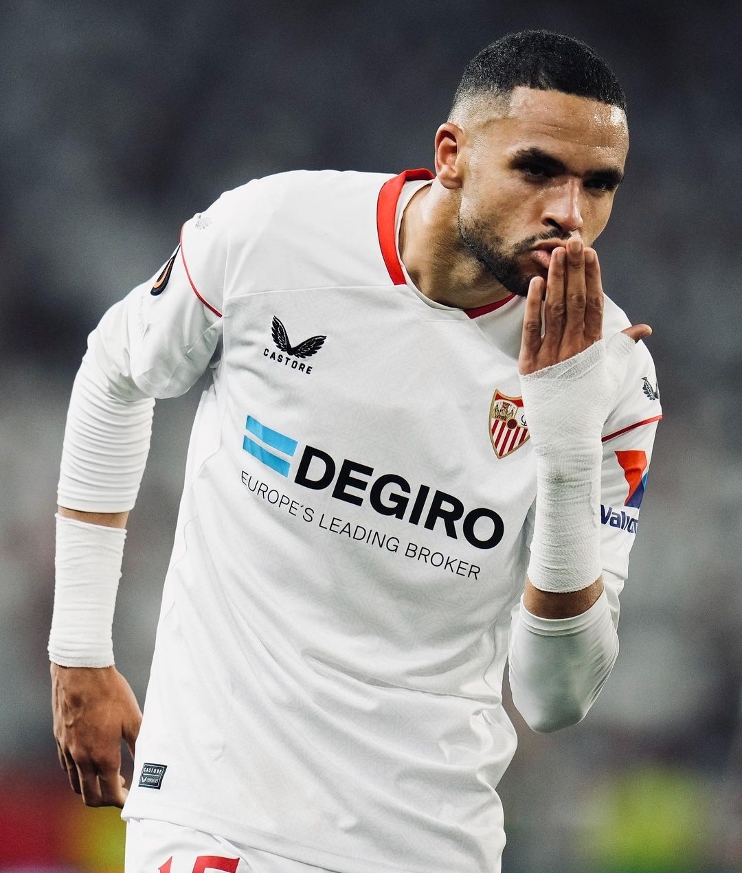 النصيري: مانشستر لا يقل قيمة عن اليوفي