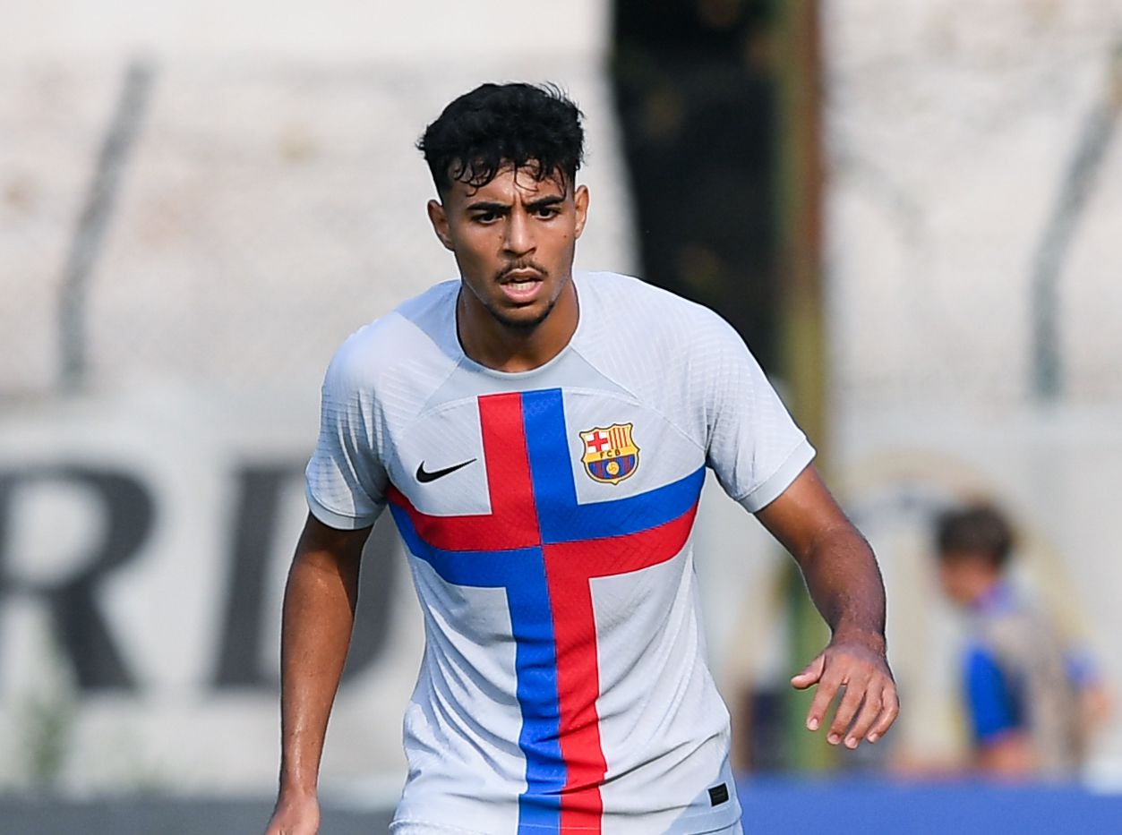 أوساسونا مهتم بشادي رياض‎‎