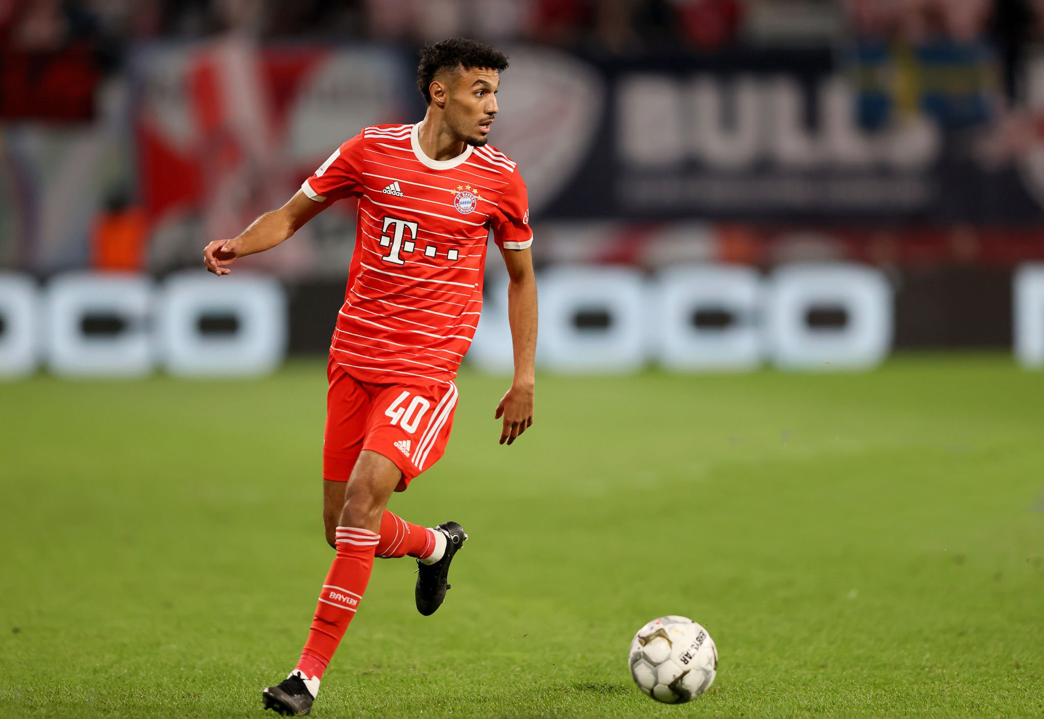 على مزراوي أن يرحل عن بايرن بسبب مدرب مشتت الأفكار