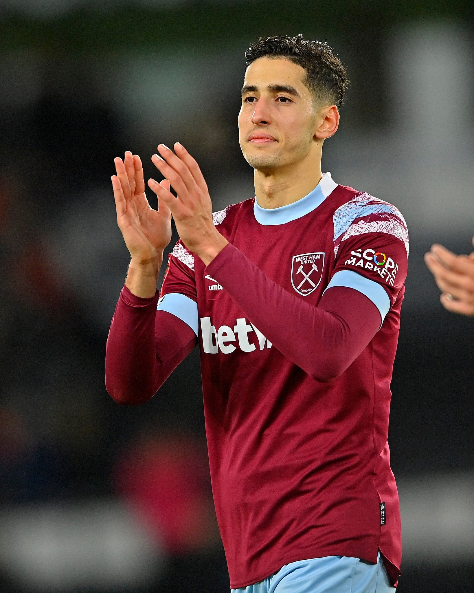 مباراة كبيرة لأكرد وويست هام يؤجل التأهل لنصف نهائي كونفرنس ليغ