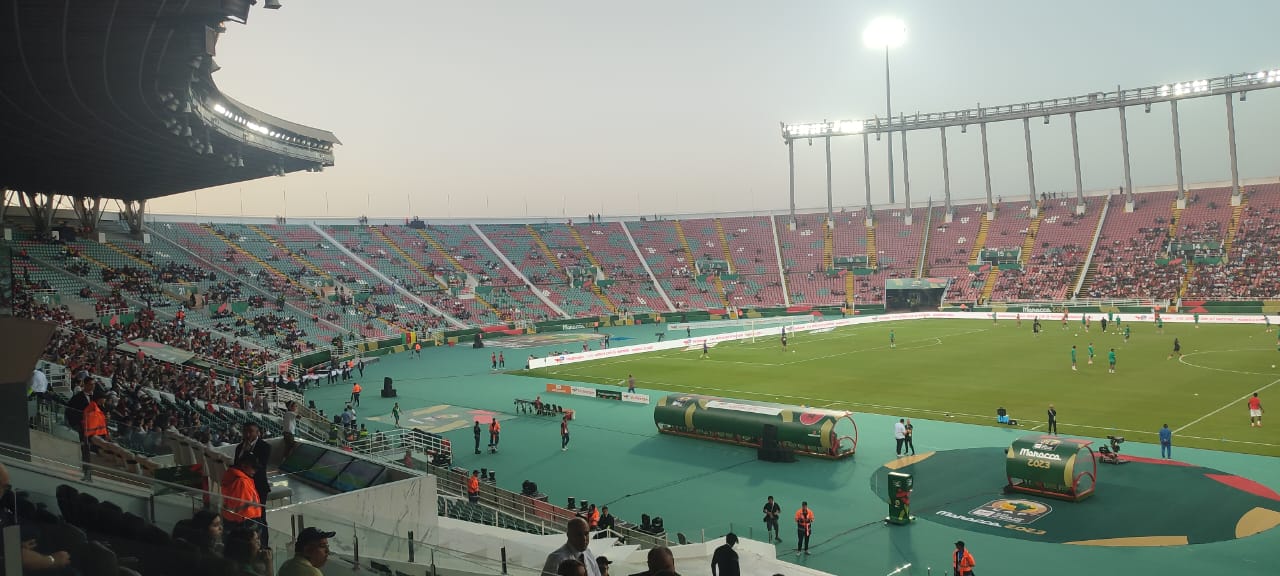 الحرارة المفرطة أثرت على الحضور الجماهيري في مباراة الأولمبيين