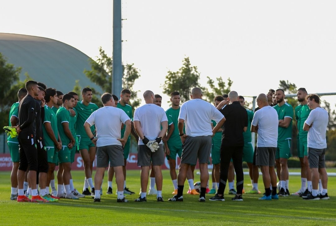 اليوم يتوجه المنتخب الوطني إلى جنوب إفريقيا 
