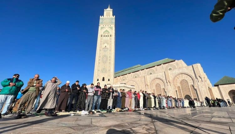 المغاربة أدوا صلاة الغائب زوال اليوم