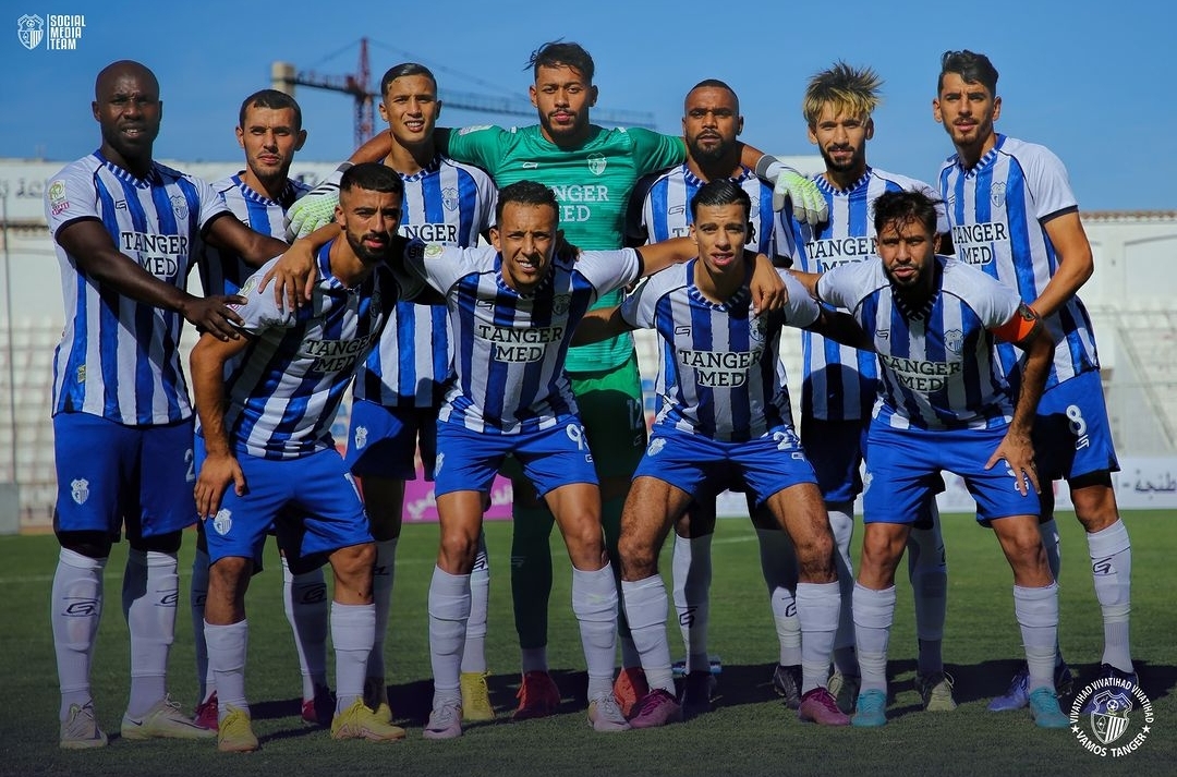 اتحاد طنجة يفسخ عقدي اللاعبين بدر البقالي وياسين دهاز بالتراضي