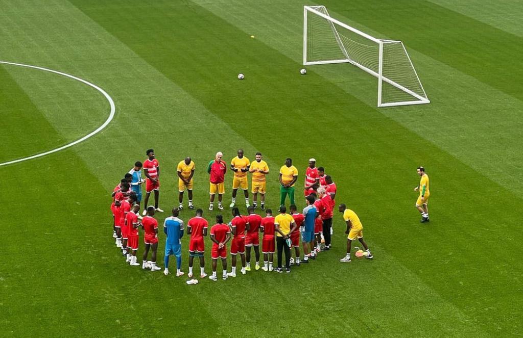 قراءة الفاتحة ودقيقة صمت في تداريب بوركينافاسو قبل مواجهة أسود الأطلس غدا