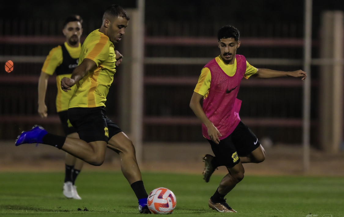 حمد الله عاد للتدريبات وجاهز لمباراة الغد