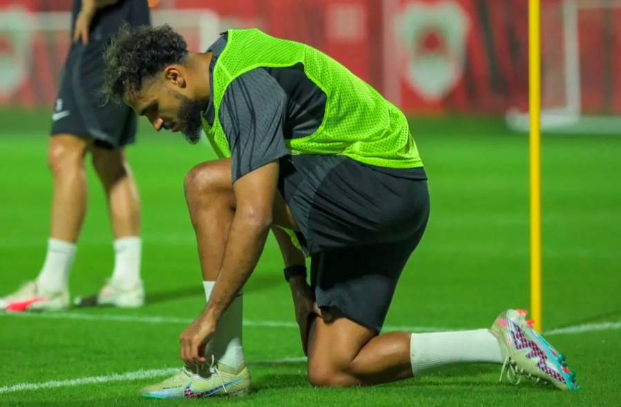 دولوت توجه إلى قطر من أجل بوفال