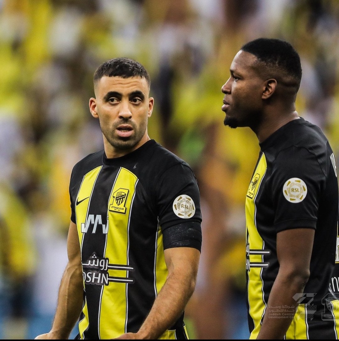 جماهير الإتحاد تهاجم نونو وحمد الله