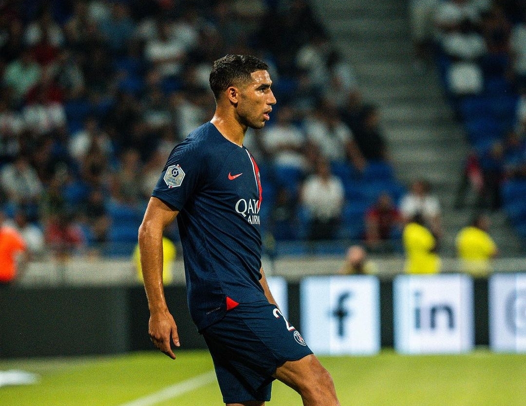 لماذا حكيمي غاب عن فوز سان جيرمان؟